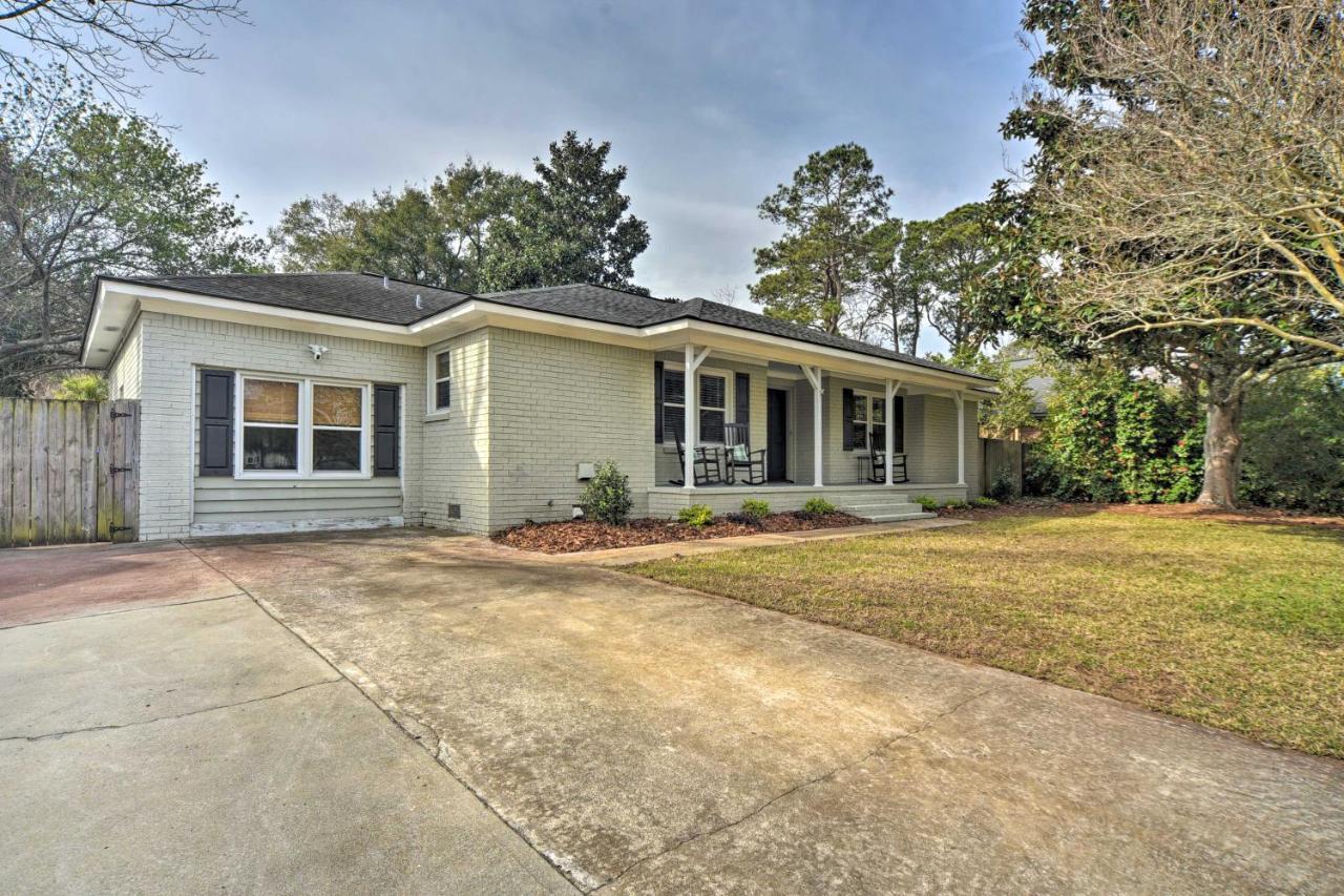 Charming House With Patio, 3 Half Mi To Beach! Charleston Exteriör bild